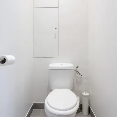 Apartamento New/la Defense 10min Walking /champs Elysees 10min Puteaux